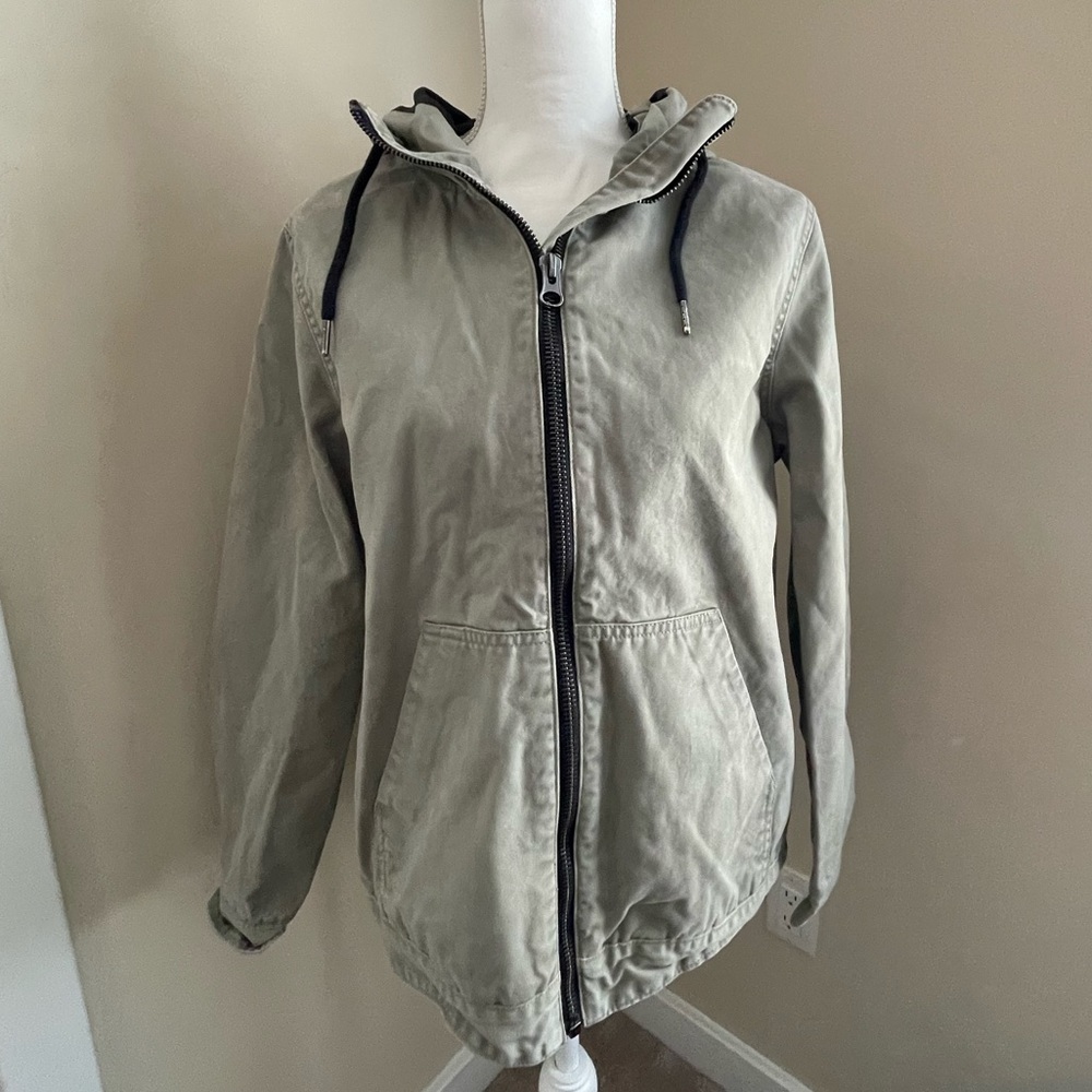 Divided Men’s Zip up jacket Size small